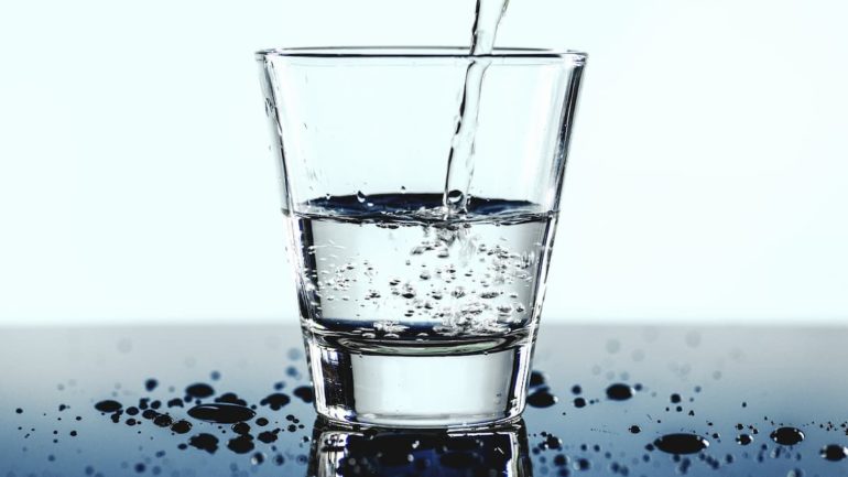 Reverse Osmosis Water / www.hhstop.com 